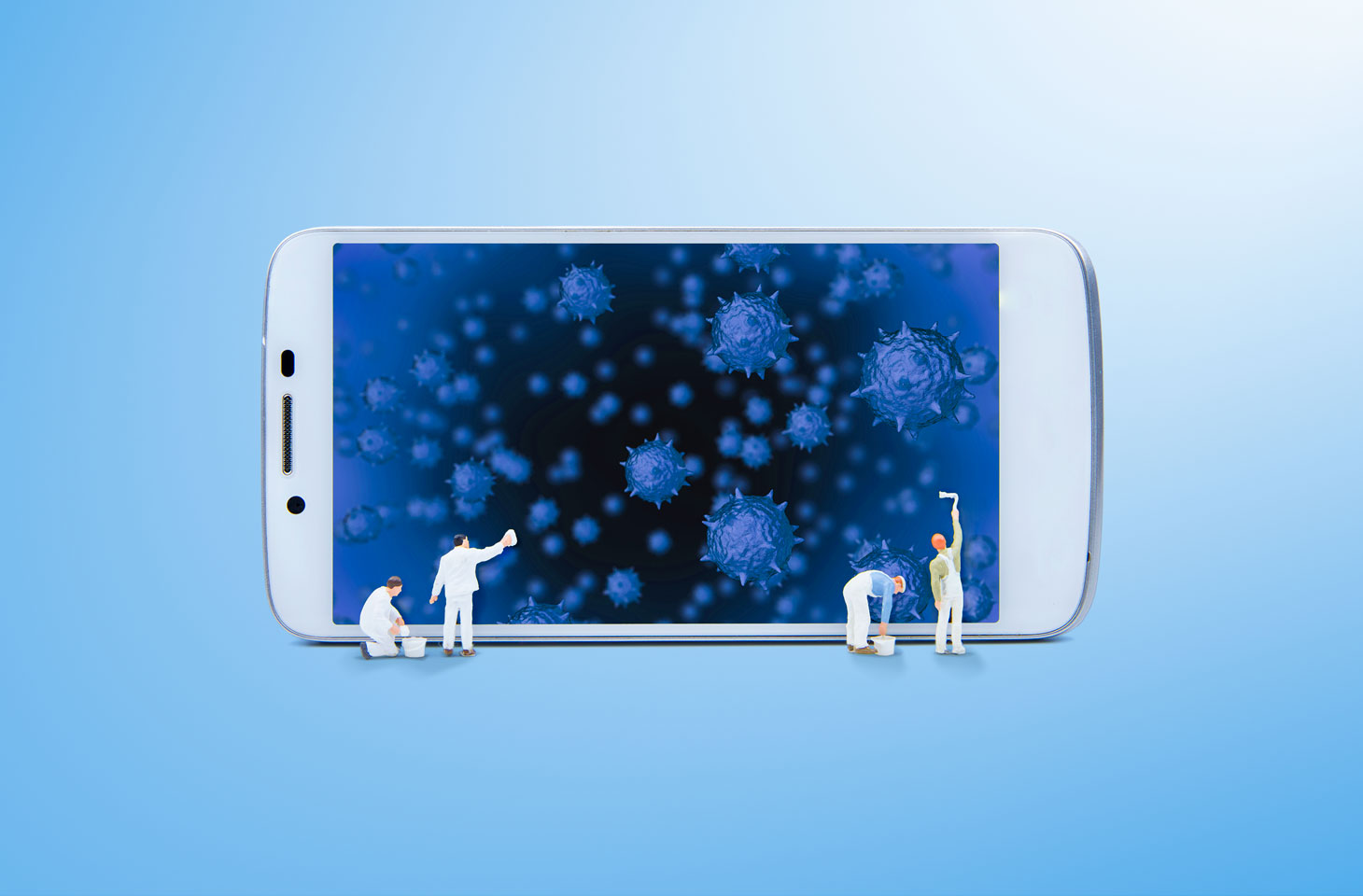 Smartphones are always covered in bacteria, but viruses can also survive there, including COVID-19. We explain how to properly disinfect your smartphone.