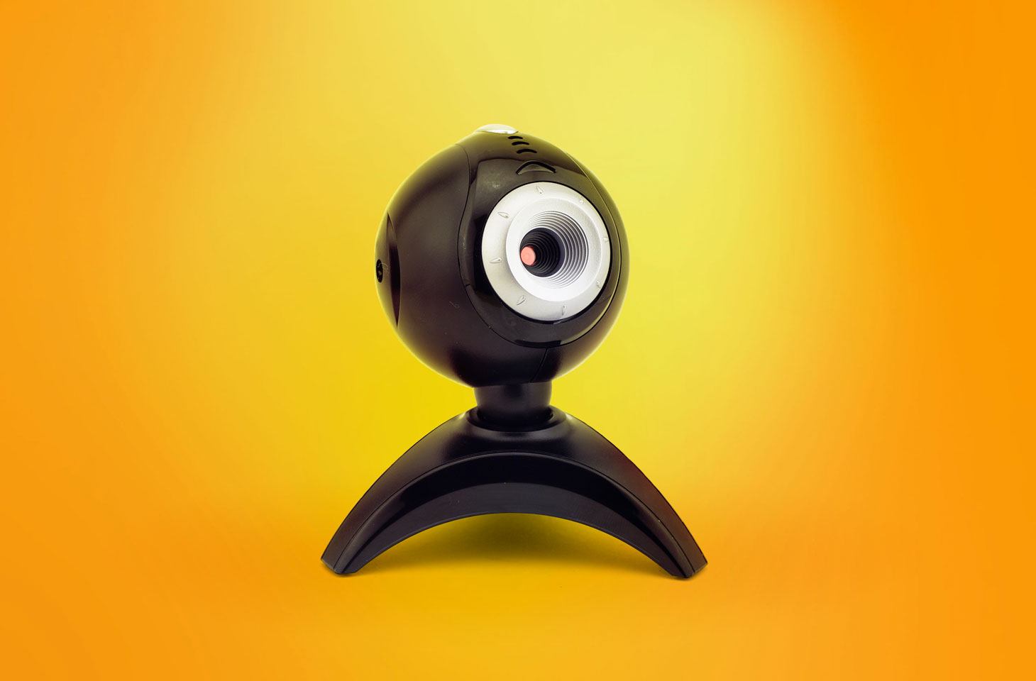 LunaSpy hides as a spyware antivirus on Android