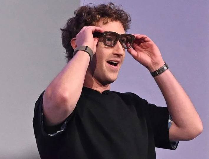 meta-smart-glasses-privacy-concern-1 مارك زوكربيرغ يكشف النقاب عن نظارات Ray-Ban Meta من الجيل الثاني