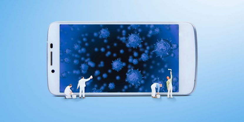 Smartphones are always covered in bacteria, but viruses can also survive there, including COVID-19. We explain how to properly disinfect your smartphone.