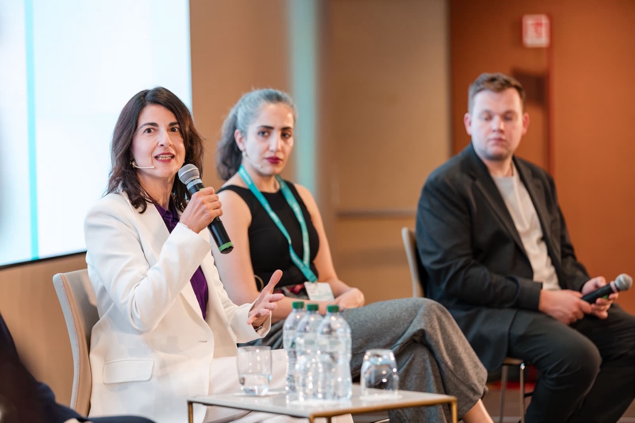 Teresa Potenza, journalist and responsible AI educator, at Kaspersky HORIZONS 2026