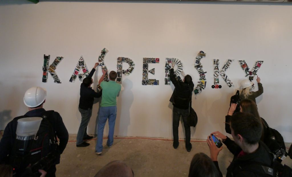 logomake11