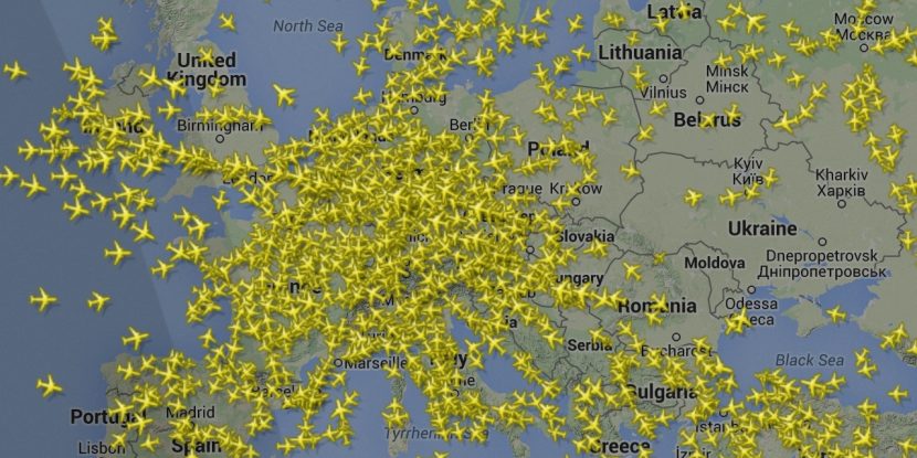 Tracking airplanes: how Flightradar24 works